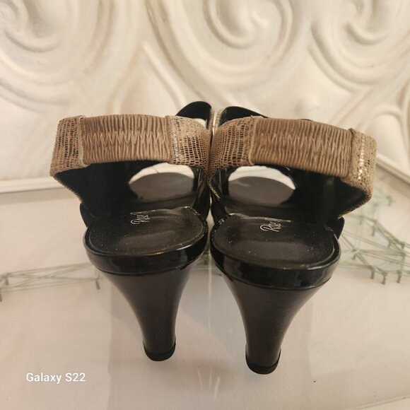 Rose Petals by Walking Cradles "Charli" Heeled Sandals. NWT/NWB. Size 8 - Picture 9 of 14